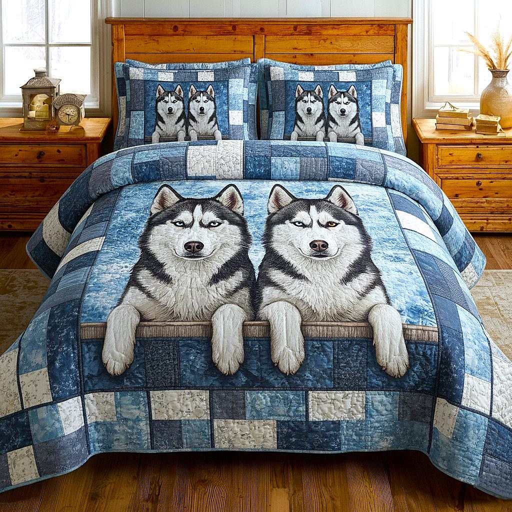 Cozy Paws 3-Piece Quilted Bedding Set - Design 5 — quilt and two matching pillow shams