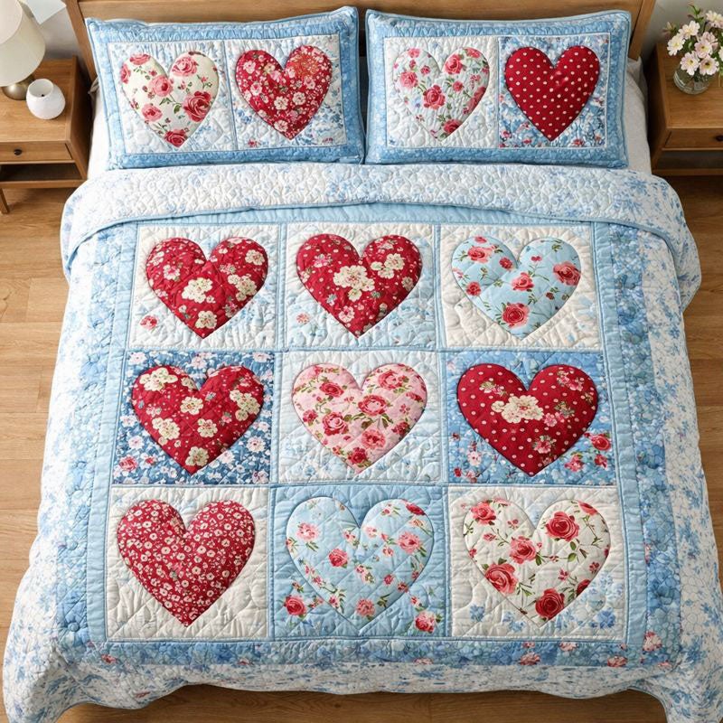 Elegant Heart 3-Piece Quilted Bedding Set - Design 2 — quilt and two matching pillow shams