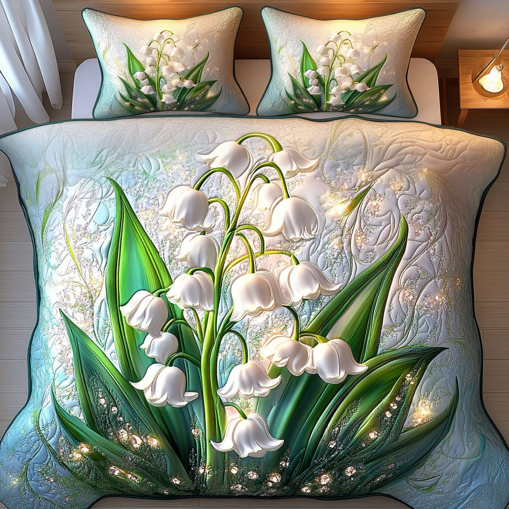 Nature Elegance quilted 3-piece bedding set on a made bed with two matching pillow shams