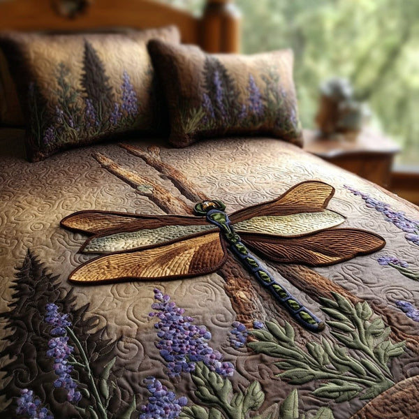 Nature Glide quilted 3-piece bedding set on a made bed with two matching pillow shams