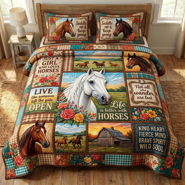 Farmhouse Horse 3-Piece Quilted Bedding Set - Design 2 — quilt and two matching pillow shams