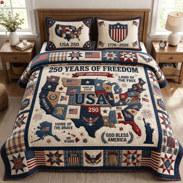 250 Years Of Freedom 3-Piece Quilted Bedding Set - Design 3 — quilt and two matching pillow shams