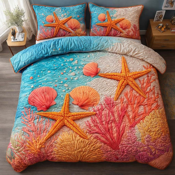 Coral Star 3-Piece Quilted Bedding Set — quilt and two matching pillow shams