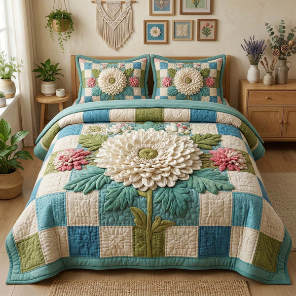 Cottage Bloom 3-Piece Quilted Bedding Set - Design 7 — quilt and two matching pillow shams