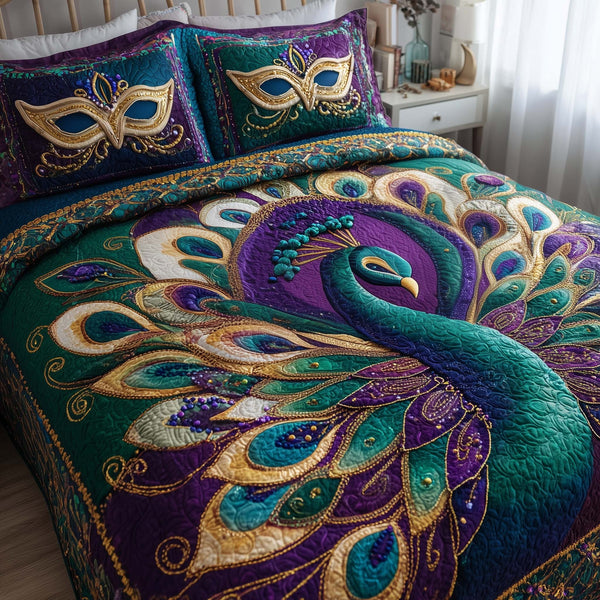 Festi Feather 3-Piece Quilted Bedding Set — quilt and two matching pillow shams