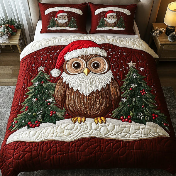 Festive Owl quilted 3-piece bedding set on a made bed in a winter-styled bedroom