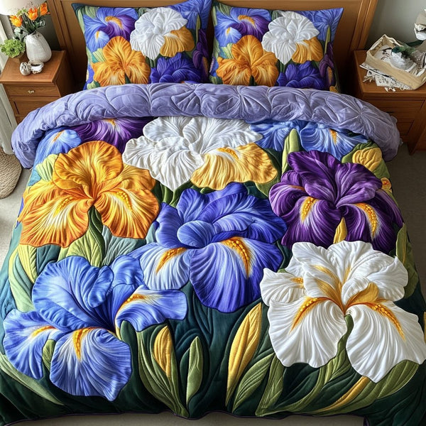Garden Charm quilted 3-piece bedding set on a made bed with two matching pillow shams