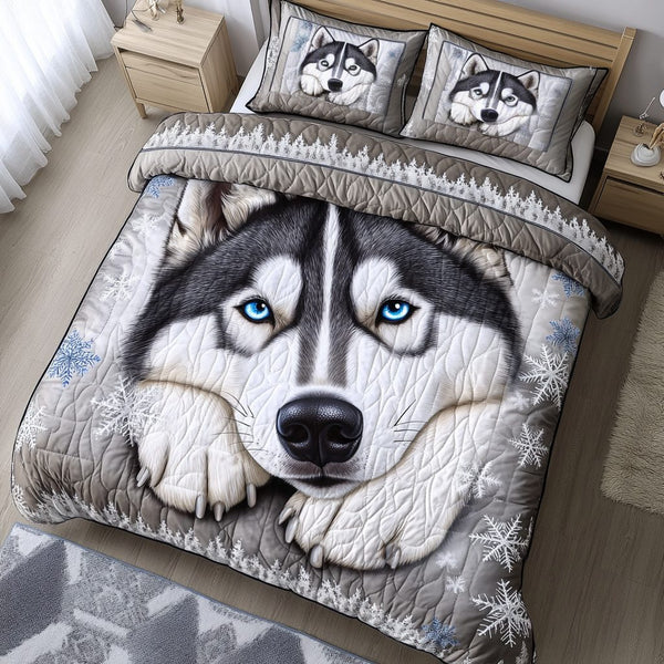 Husky Spirit quilted 3-piece bedding set on a made bed with two matching pillow shams