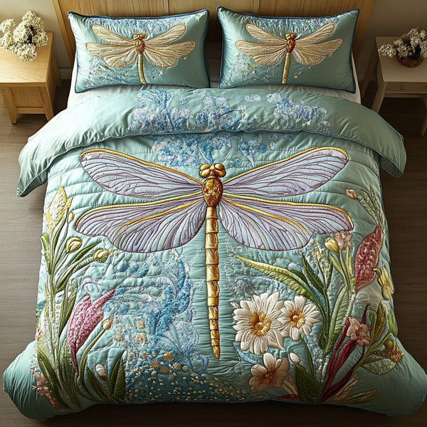 Nature Glide quilted 3-piece bedding set on a made bed with two matching pillow shams