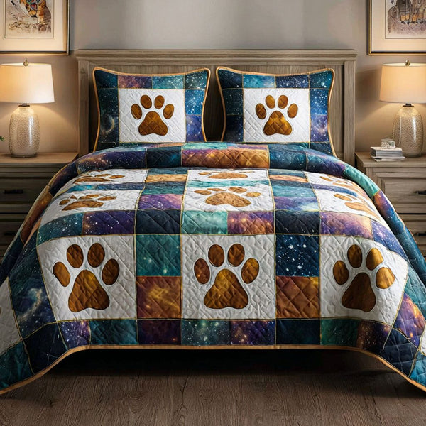 Paw Comfort quilted 3-piece bedding set on a made bed with two matching pillow shams