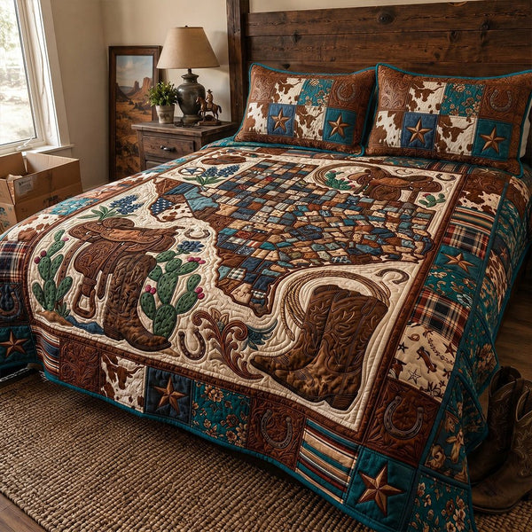 Texan Spirit quilted 3-piece bedding set on a made bed with two matching pillow shams
