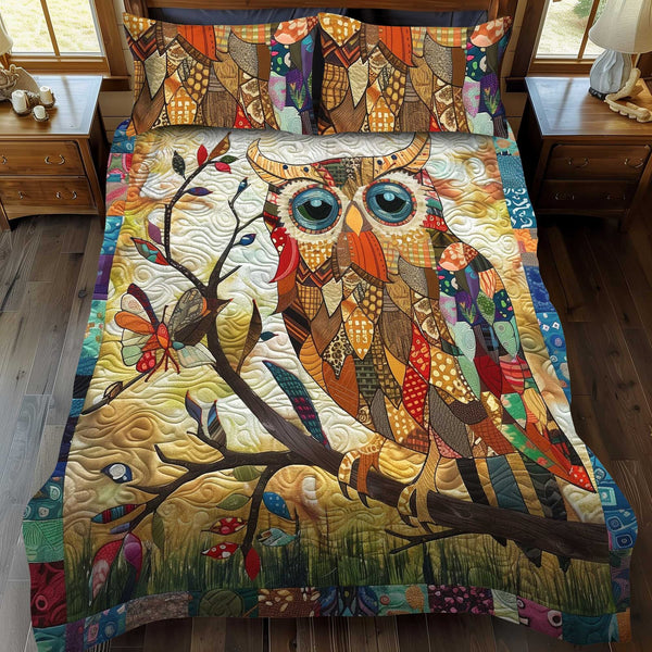 Vintage Owl Patchwork quilted 3-piece bedding set on a made bed in a farmhouse bedroom